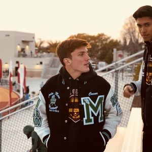 Meet your Posher, Connor